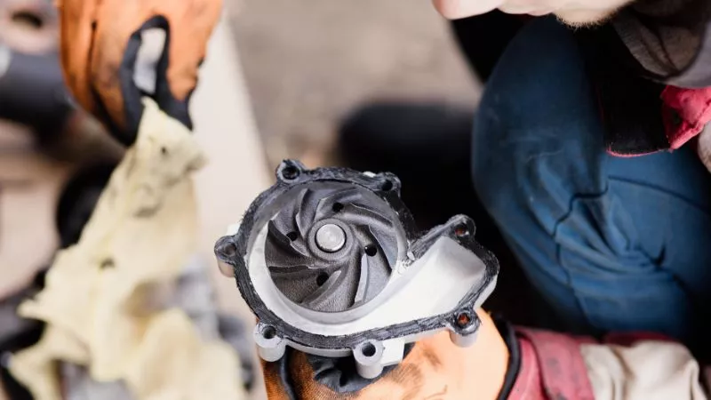 Symptômes d’une Pompe à Eau Défectueuse