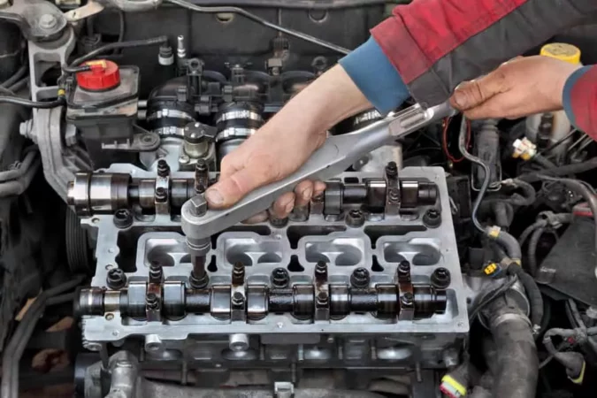 Où se trouve la culasse sur un moteur voiture